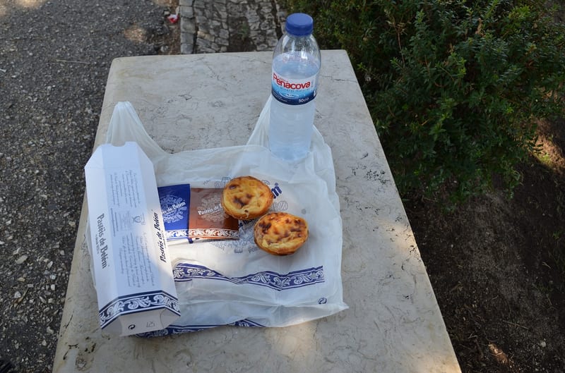 Pastéis de Belém custard tarts — Lisbon food culture